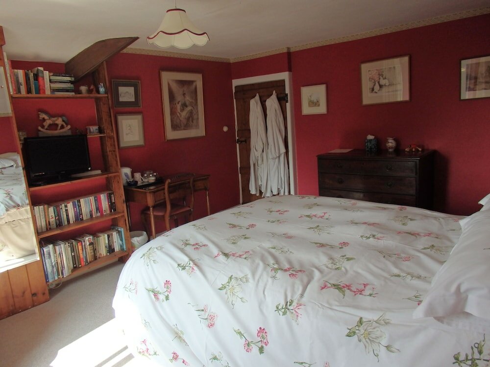 Фото Old Keepers Cottage B&b