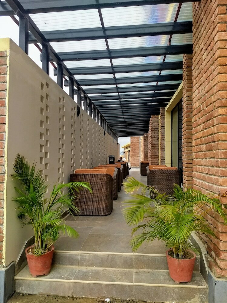 Фото Soaltee Westend Premier