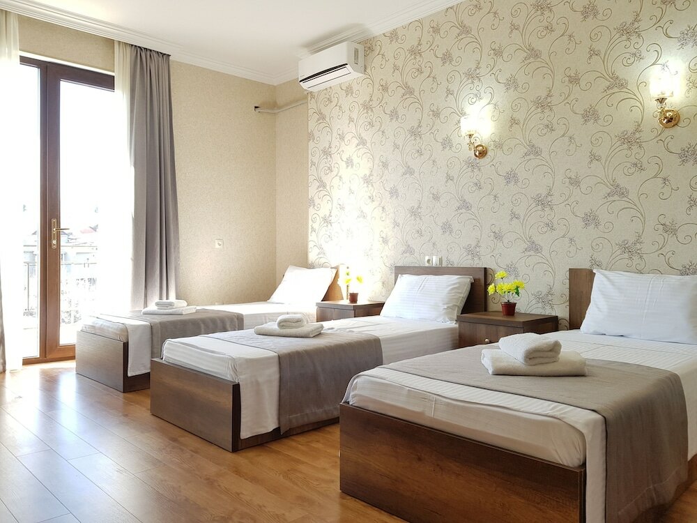 Фото Золотая линия