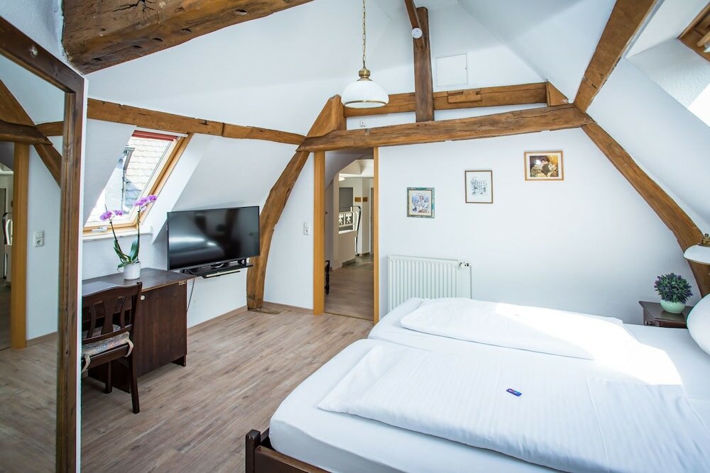 Фото Hotel & Restaurant Ratskeller Nideggen