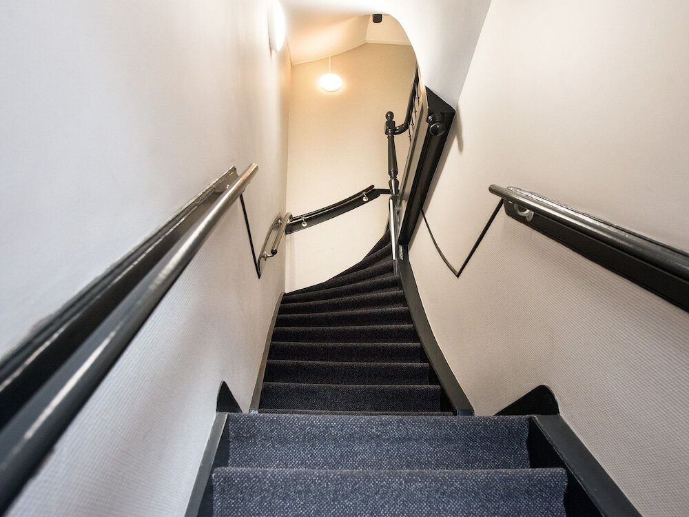 Фото BizStay Park Central Apartments