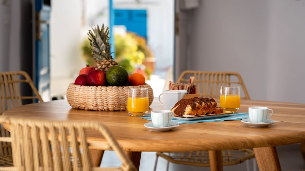 Фото Santorini Caves