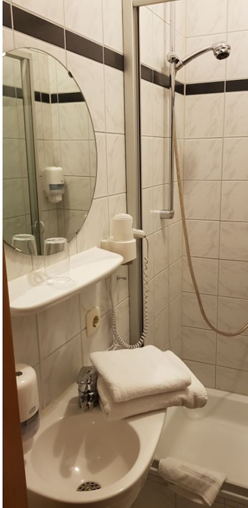 Фото Gasthof Frankenstuben