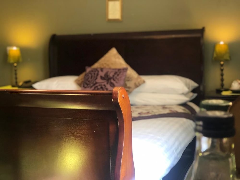 Фото Knockninny Country House & Marina