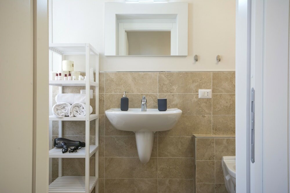 Фото Regis Condo