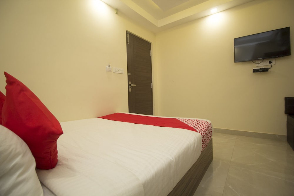 Фото Oyo 24810 Silver Crescent