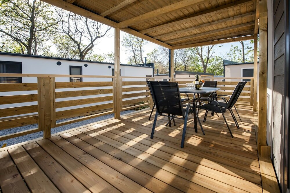 Фото Mediteran kamp Mobile Homes in Camping Puntica