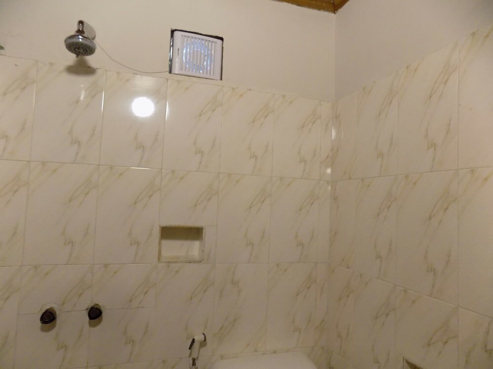 Фото Posh Apartments Bussiness Hotel