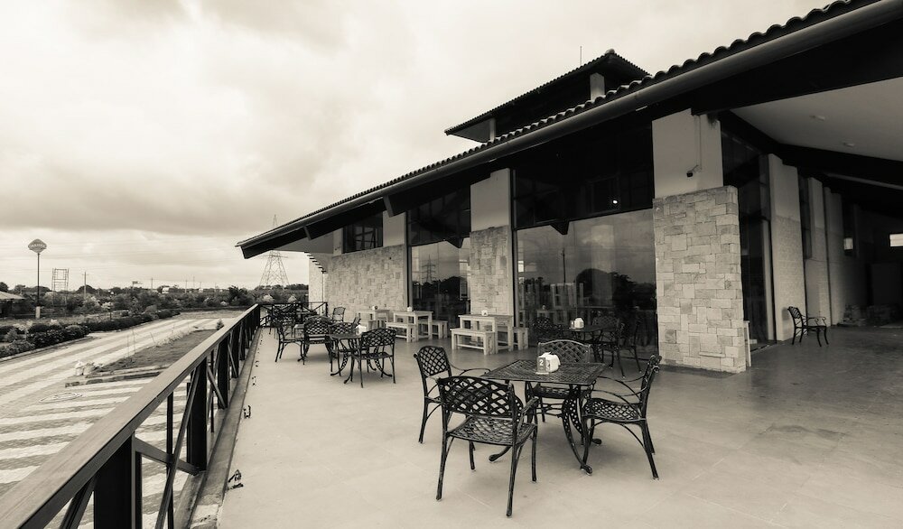 Фото Hotel The Cult