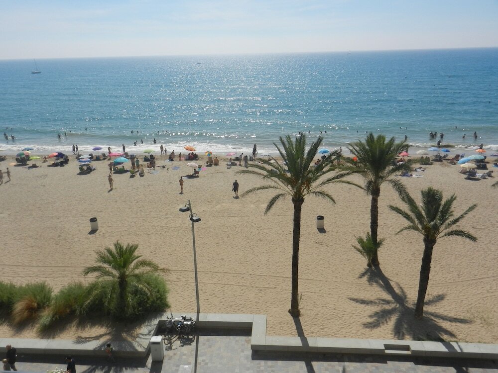 Фото Calafell Beach