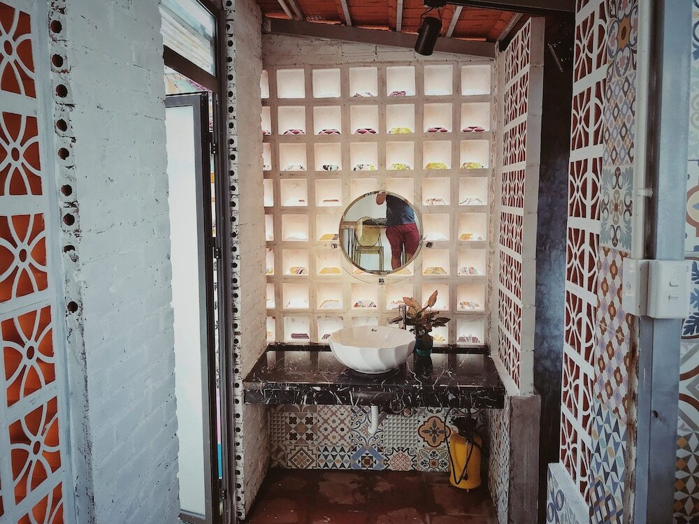 Фото Hover House