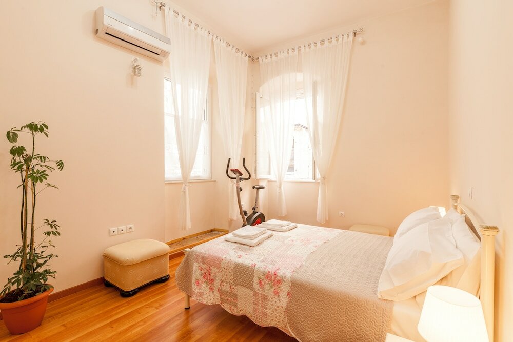 Фото Kantouni Bizi Myranthis Apartment by Konnect