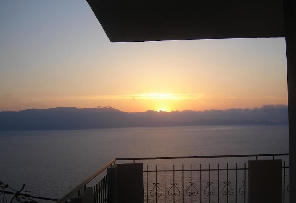 Фото Kleio Studios