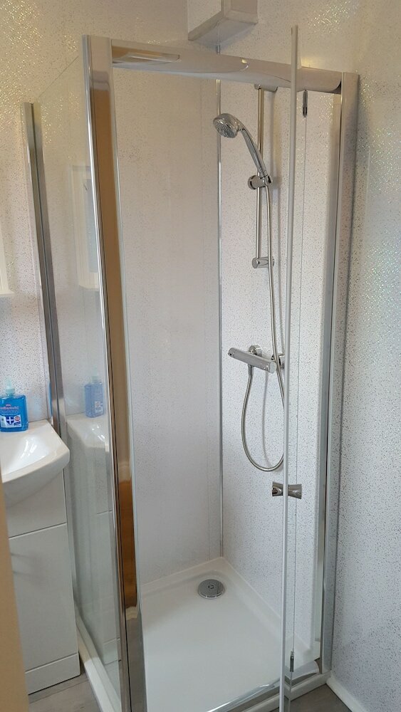 Фото Lawnbrook Town Guest House