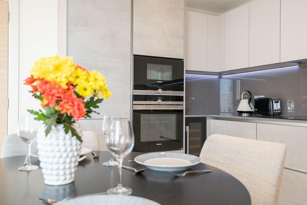 Фото Deluxe Victoria Home close to Buckingham Palace