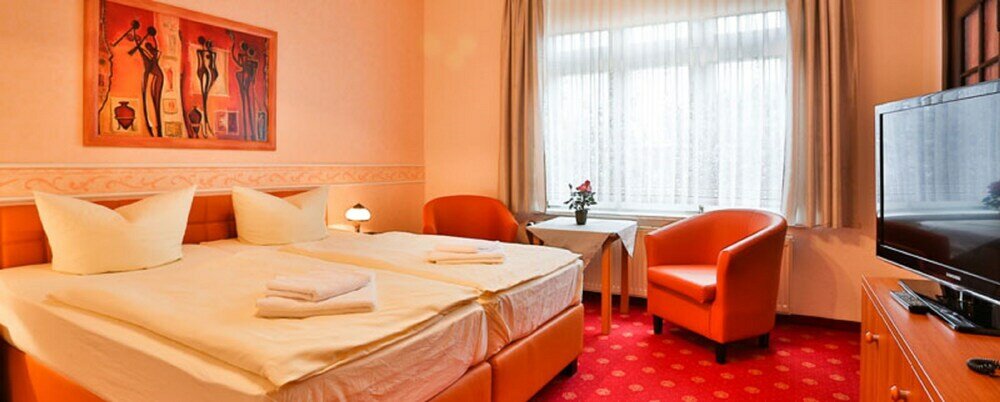 Фото Hotel & Pension Villa Camenz