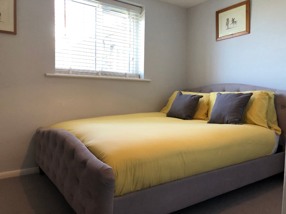 Фото Hurst Cottage