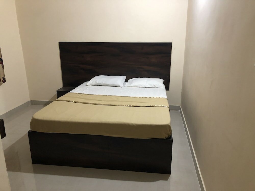 Фото Veekay Lodge