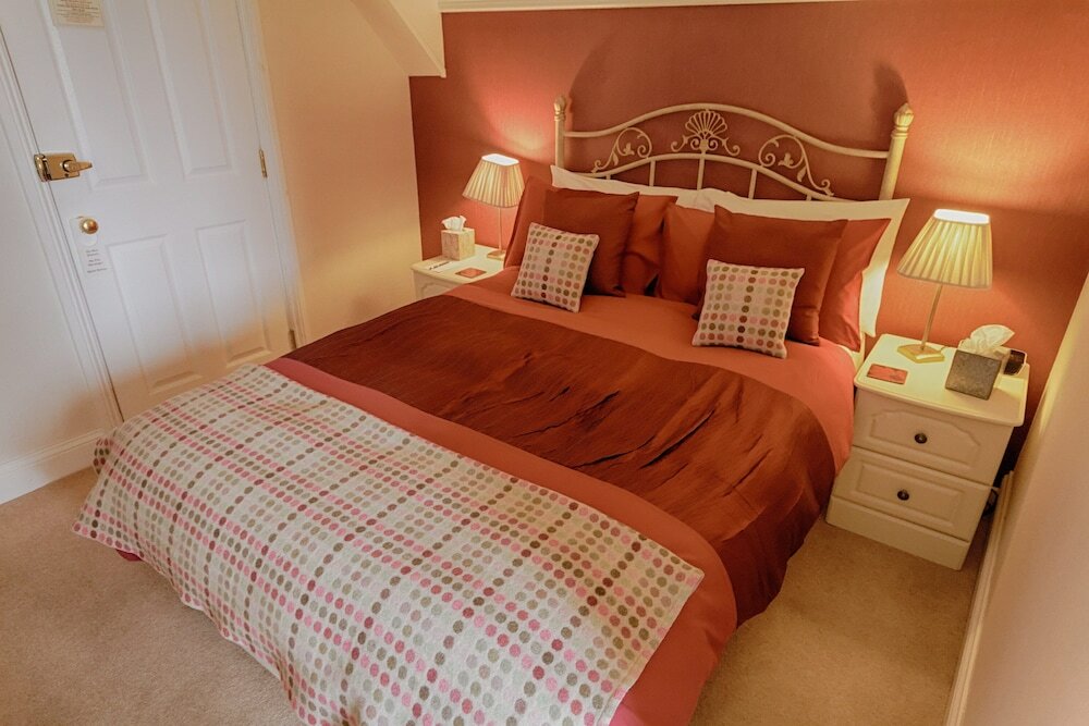 Фото Holcombe House