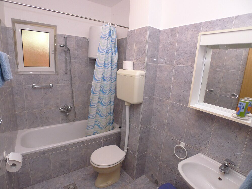 Фото Apartment for six Persons With 3 Bedrooms and Partial sea View