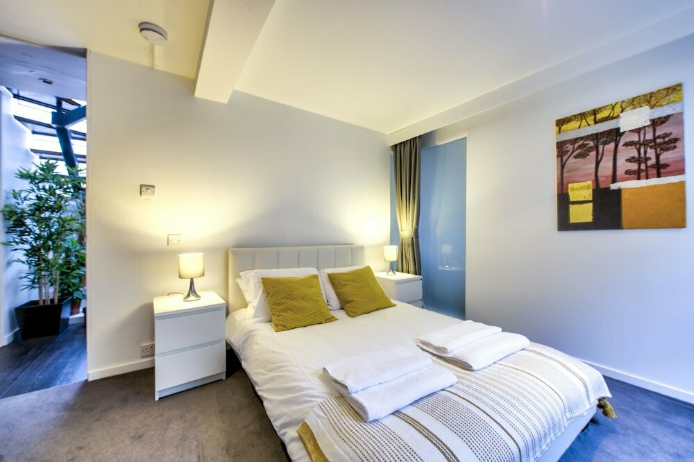 Hotel Luxury Modern Penthouse Private Rooftop, Edinburgh, photo