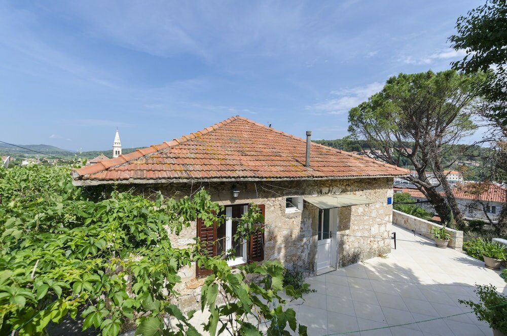 Фото Apartments and Room Caric