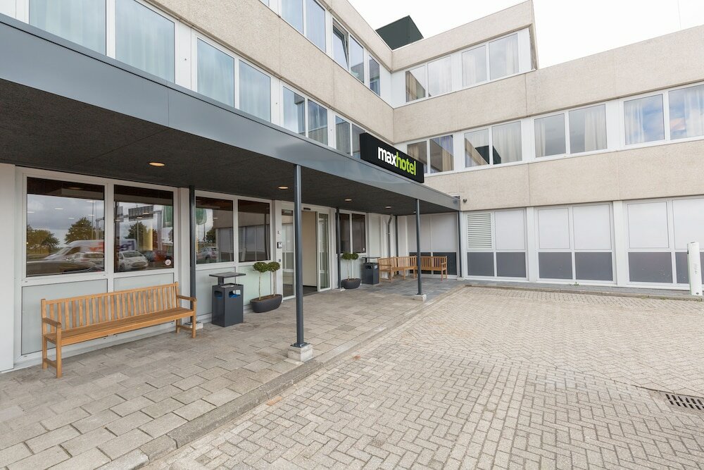 Фото Maxhotel Amsterdam Airport Schiphol
