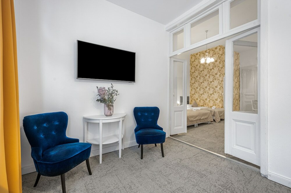 Фото Downtown Bratislava B&B