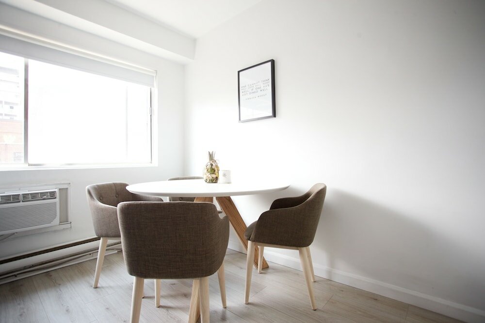 Фото The Hutchinson Suites