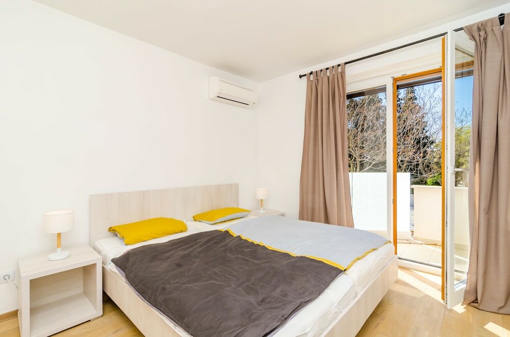 Фото Apartments Lula