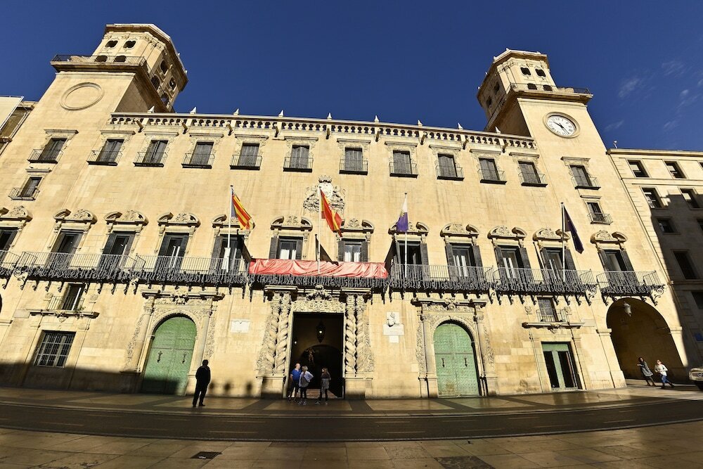 Фото MyFlats Luxury Downtown