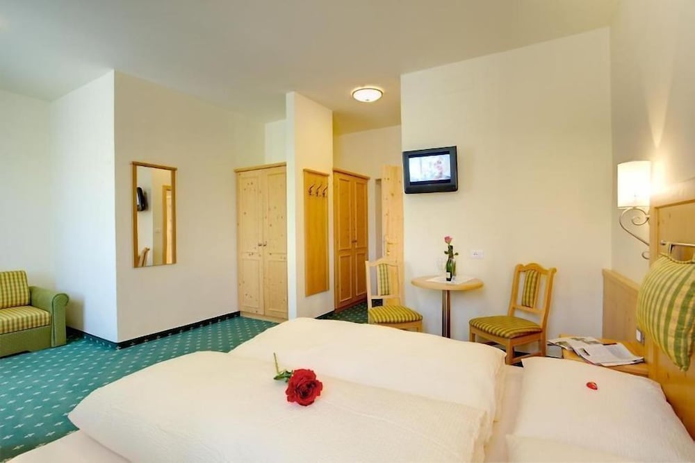 Фото Hotel Castel Latemar