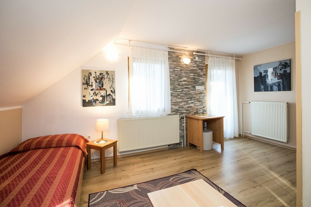 Фото Hotel Kristal