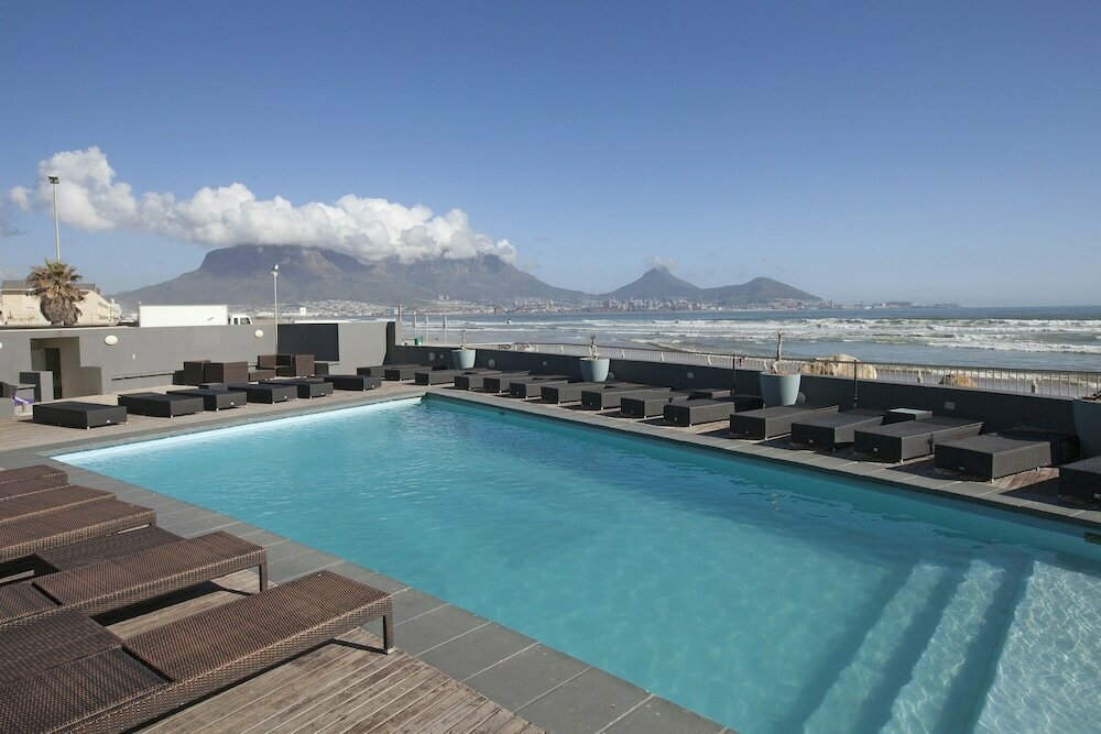 Short-term housing rental Lagoon Beach 237a by Ctha, Capetown, photo