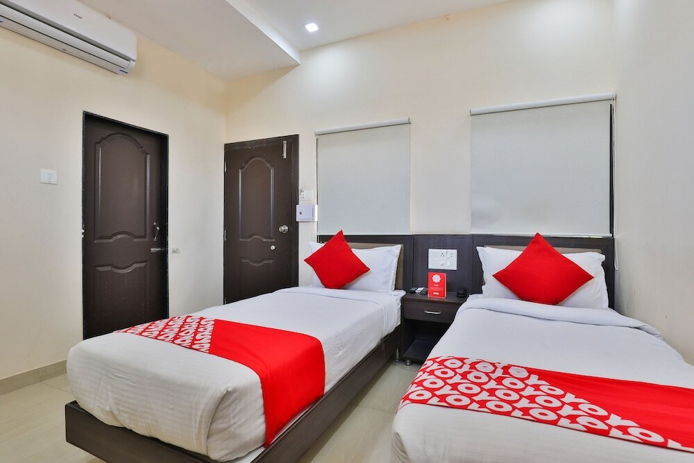 Фото Oyo 22551 Hotel Ssv