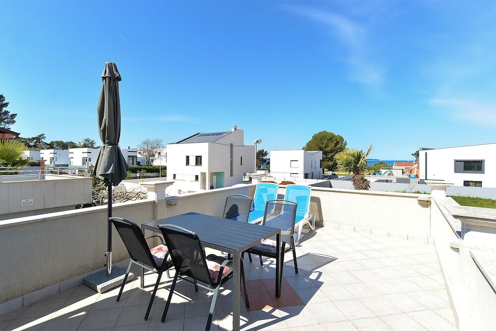 Фото Apartment 589