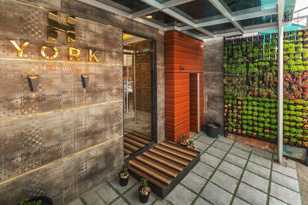 Фото отеля 2