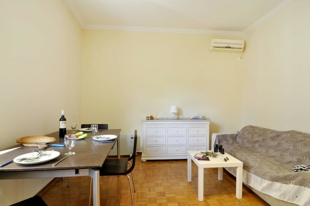 Фото Historic Plaka Apartments