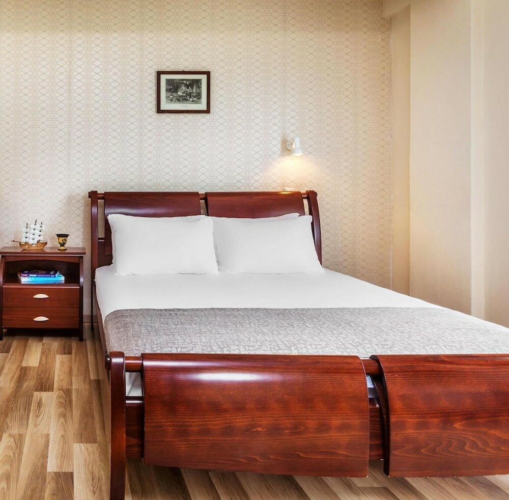 Фото Amfion Hotel