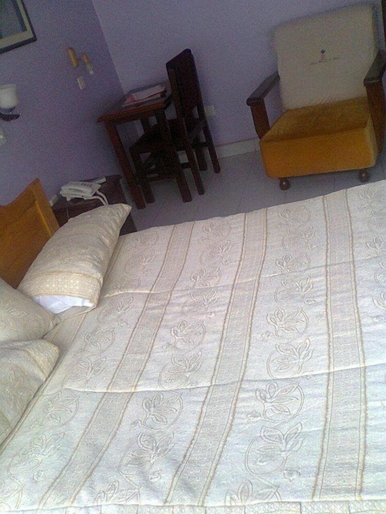 Фото Serene Hotel