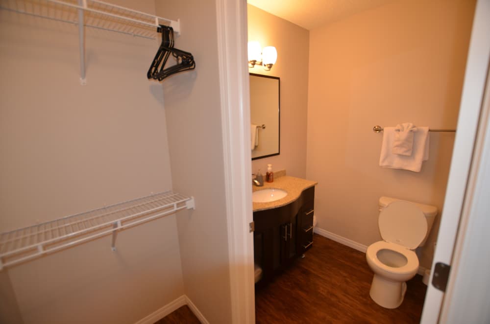 Фото Eaglemont Manor