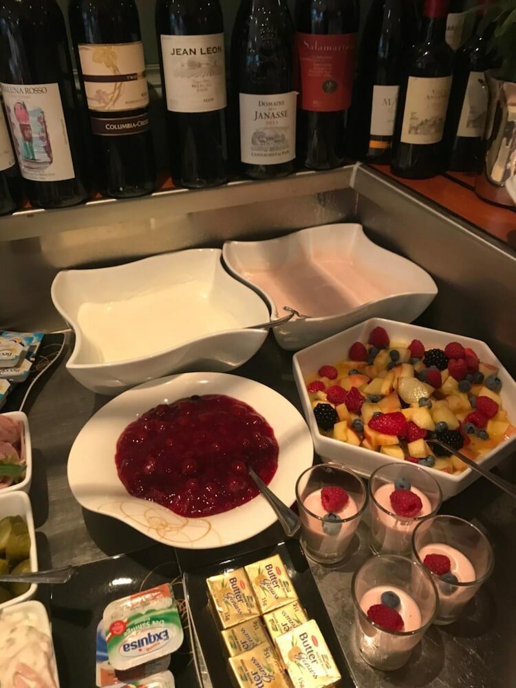 Фото Hotel Schwarzwälder Hof