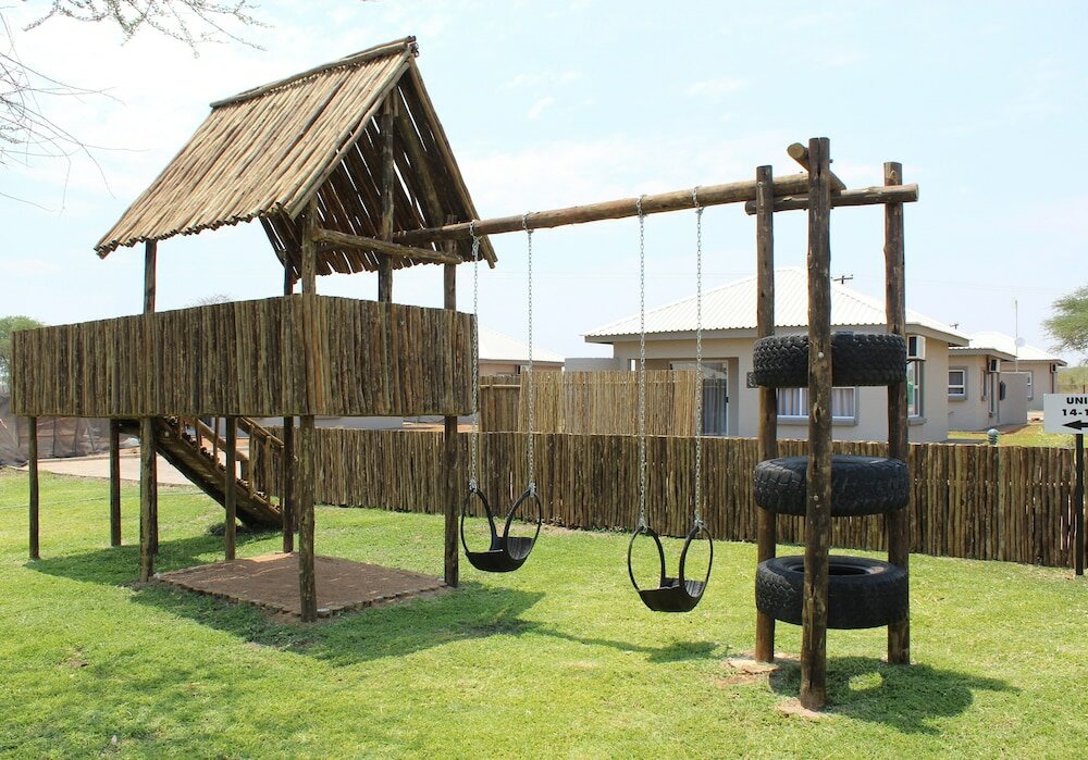 Фото Tlou Safari Lodge