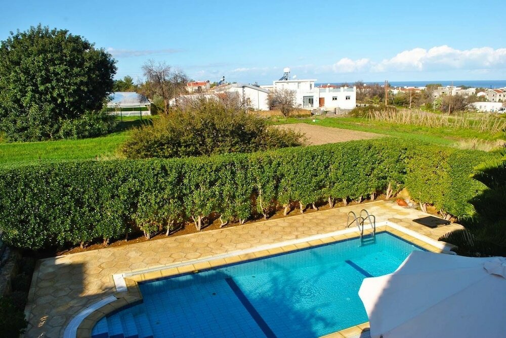 Фото Villa Brooklands by Amy Villas