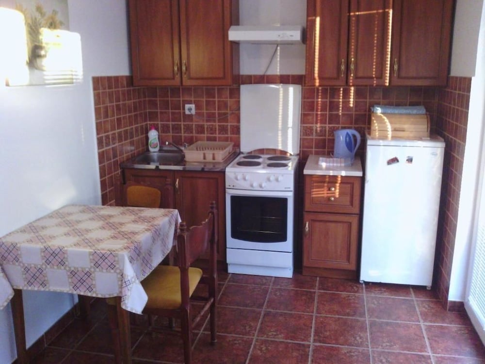 Фото Apartmani Mitrovic Podlicak