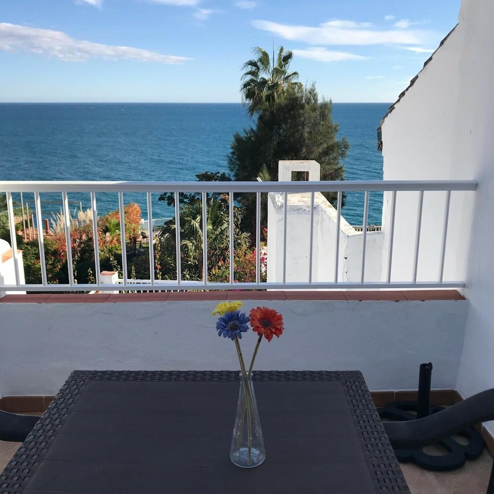 Фото Hostal Tres Soles