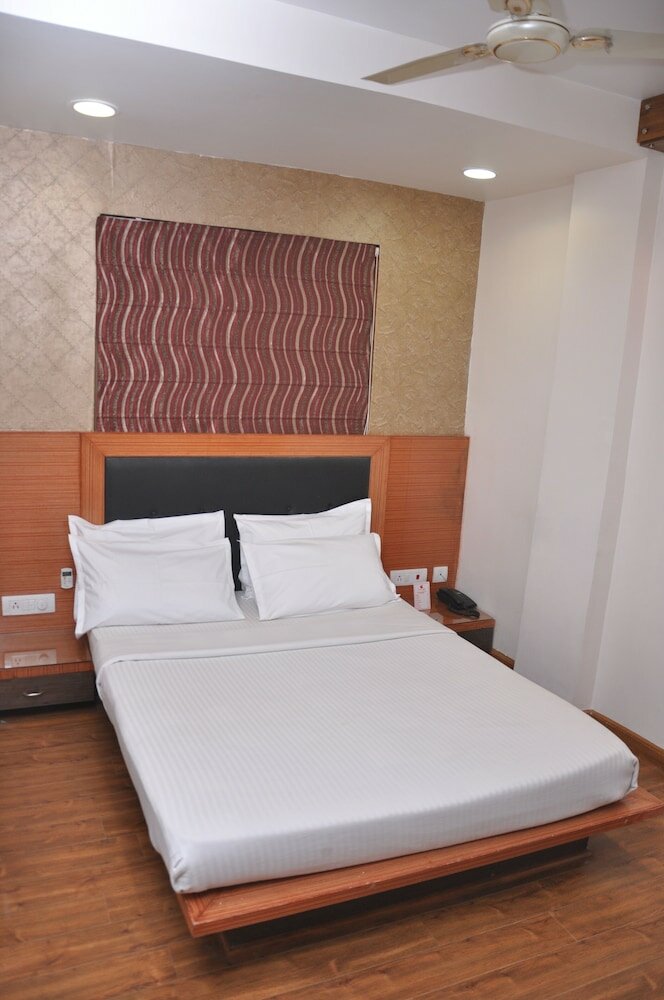 Фото Golden Apple Boutique Hotel