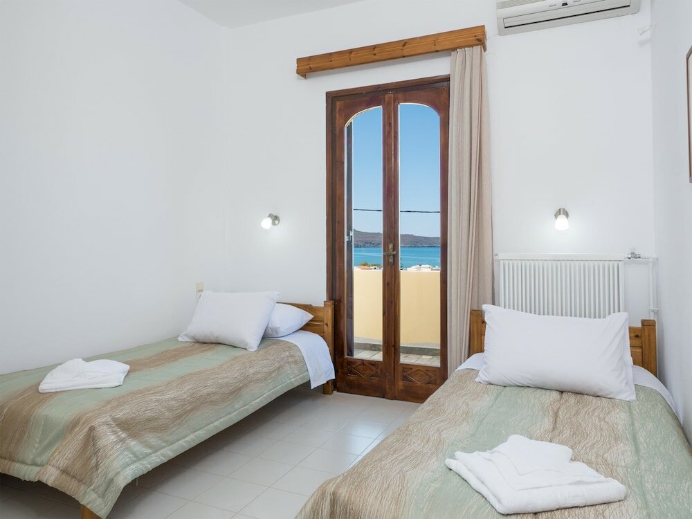 Фото Romantic Corner Maisonettes