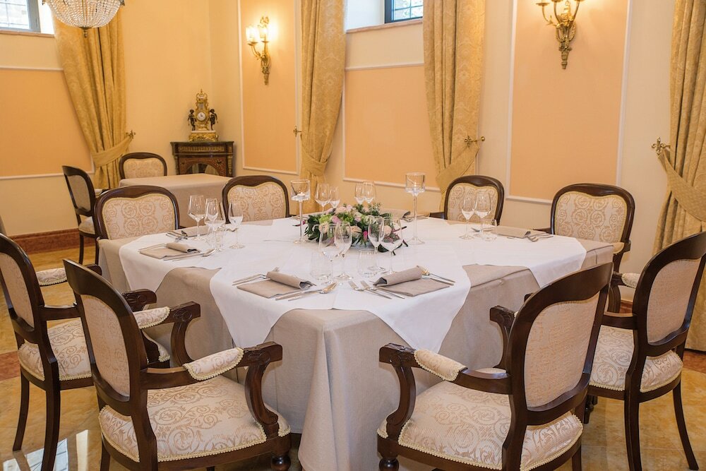 Фото Borgo Pilotti Hotel & Restaurant