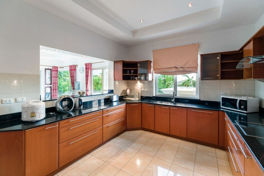 Фото Stunning Luxury Golf and Pool Villas